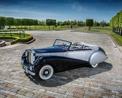 Giá bán của Rolls-Royce Dawn dự kiến khoảng 250.000 USD/ chiếc