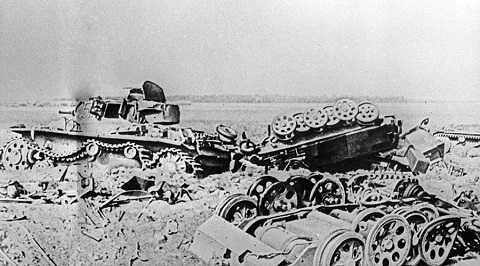 Hình ảnh những phương tiện chiến đấu gần Smolensk thời chiến Hình ảnh những phương tiện chiến đấu gần Smolensk thời chiến