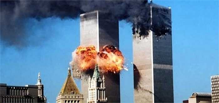 Tổ chức al-Qaeda - một tổ chức vũ trang hồi giáo do Osama bin Laden thành lập. Mạng lưới khủng bố này luôn coi Mỹ và các nước phương Tây khác là rào cản chính trên con đường thực hiện mục tiêu tham vọng trên, bởi vì các nước này có mối quan hệ liên minh với hầu hết các nước Al-Qaeda cho là mục nát.