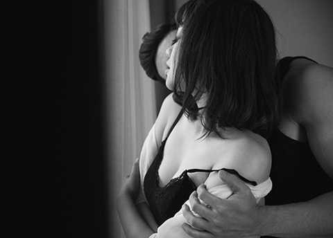 Ngoài ra, Băng Di cũng cho biết thêm, bạn trai cô không hề ghen tuông khi cô diễn thân mật với bạn diễn khác giới.