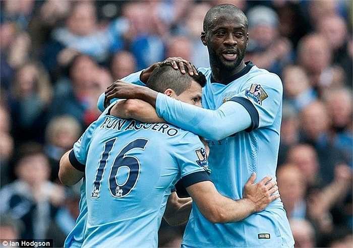 Có cùng mức thu nhập như El Kun là người đồng đội Yaya Toure