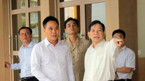 Thăm khách sạn 5 sao À La Carte