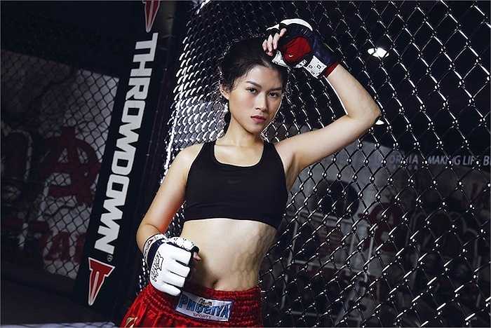 'Từ sự đón nhận và ủng hộ của khán giả với vai Linh trong 'Hiệp sĩ mù', tôi tự nhủ lòng mình phải cố gắng nhiều hơn nữa với đam mê của bản thân.'