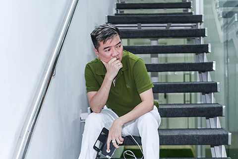 Mr.Đàm và Tố Ny sẽ mang đến bất ngờ cho khán giả qua màn biểu diễn đầy ấn tượng. Anh đang dành hết sự tập trung và tâm huyết trong tiết mục quyết định của học trò cưng.