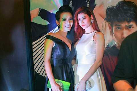 Nữ diễn viên Trương Quỳnh Anh cũng đến dự sự kiện một mình.