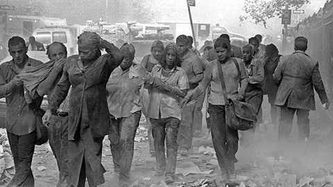 Những hình ảnh ám ảnh trong ngày đen tối của nước Mỹ