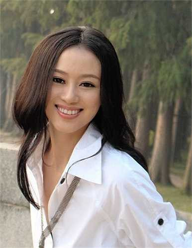 Là ngôi trường đào tạo trong lĩnh vực báo chí nhân văn nên Đại học Truyền thông Trung Quốc có rất nhiều mỹ nữ tài sắc, xinh đẹp hội tụ. ệc nổi tiếng cũng không quá khó khăn. 