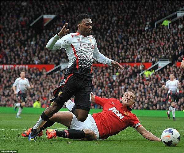 Có 1 điểm chú ý, đó là Vidic đã nhận thẻ đỏ trong cả 2 trận lượt đi và về mùa 2008-09