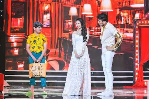 Tiết mục của đội Ô Kìa. 