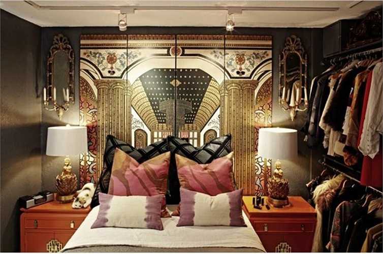 Để thỏa mãn đam mê với thời trang, cô nàng Janes Aldridge cũng trang hoàng cả căn hộ của mình theo phong cách thời trang cổ điển của thập niên 70. 