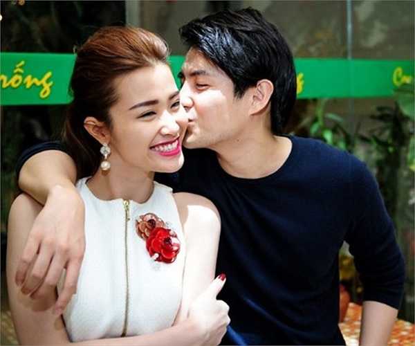 Không ít fan đang chờ đợi và hy vọng về một đám cưới ngọt ngào giữa Đông Nhi và Ông Cao Thắng trong tương lai. (Nguồn: Dân Việt) 