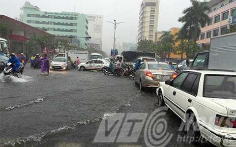 Học sinh Đà Nẵng, nghỉ học vì bão số 3, phòng chống lụt bão