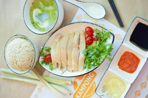 Cơm gà Hải Nam với muôn sắc màu hấp dẫn