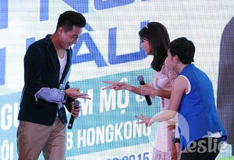 Sau khá nhiều lần oẳn tù xì nhưng dường như kết quả vẫn...bất phân thắng bại.