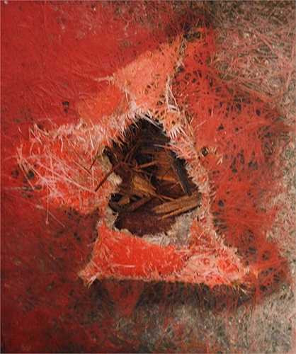 Chạy hơn một giờ, chúng bắn xối xả vào hai cặp tàu cá khác khiến anh Nguyễn Hùng Cường bị thương nặng và anh Ngô Văn Sinh tử vong tại chỗ. Loạt đạn khiến các tàu cá này hư hỏng.