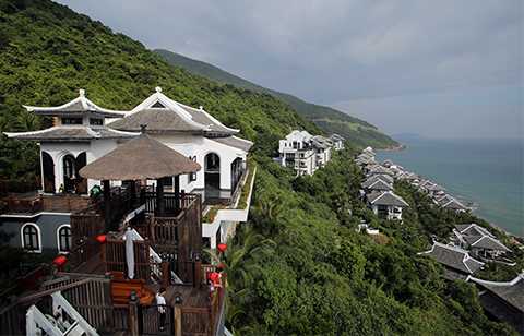 Danh hiệu "Oscar Spa 2015", khu nghỉ dưỡng, Việt Nam, World Spa Awards, Harnn Heritage Spa, InterContinental® Danang Sun Peninsula Resort.