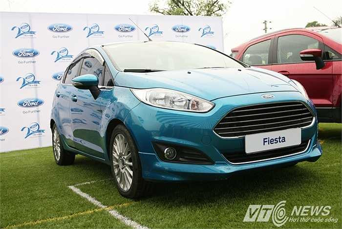 Là mẫu hatchback đầu tiên lắp ráp trong nước, Ford Fiesta, dòng xe nhỏ nổi tiếng của Ford được trang bị động cơ quốc tế EcoBoost 1.0 đã rời nhà máy đến tay khách hàng Việt Nam từ cuối tháng 12/2013.
