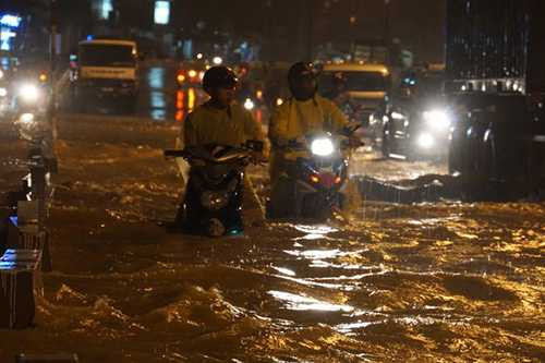 Cám cảnh sự ngập Cám cảnh sự ngập