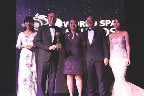 7 Giải thưởng Spa tốt nhất Việt Nam cũng được trao cho Spa Heritage Harnn (Copy).jpg 7 Giải thưởng Spa tốt nhất Việt Nam cũng được trao cho Spa Heritage Harnn (Copy).jpg