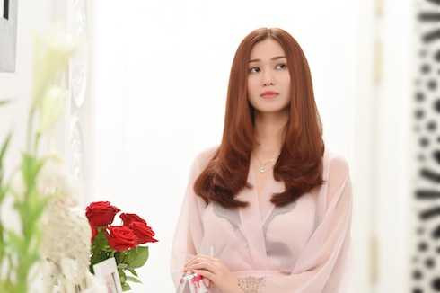 Khánh My gây bất ngờ với khả năng diễn tròn vai, sáng tạo và tự mình đóng rất nhiều cảnh gợi cảm nóng bỏng cùng Đức Hải.