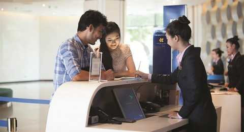 Trung tam cham soc khach hang VIP Sun Group voi nhung chinh sach dac biet danh tang khach hang (Copy).jpg Trung tam cham soc khach hang VIP Sun Group voi nhung chinh sach dac biet danh tang khach hang (Copy).jpg