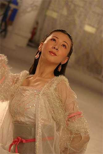 Thang Gia Lệ trong Hoan thiên hỉ địa thất tiên nữ được coi là nàng Hằng Nga gợi cảm nhất trên màn ảnh Trung Quốc.