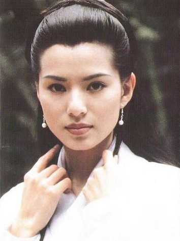 Tạo hình Tiểu Long Nữ của Lý Nhược Đồng.