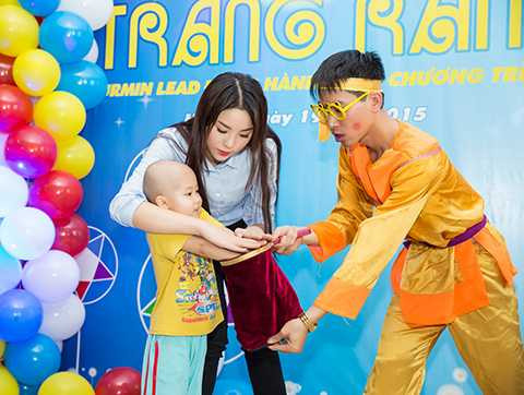 Hoa hậu ngày càng trưởng thành hơn sau những scandal đã qua. 