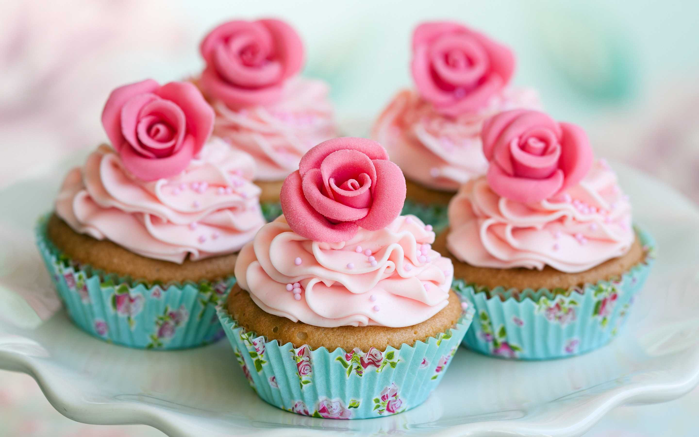 Ăn cupcake sao cho thật xinh đẹp - bạn có biết?