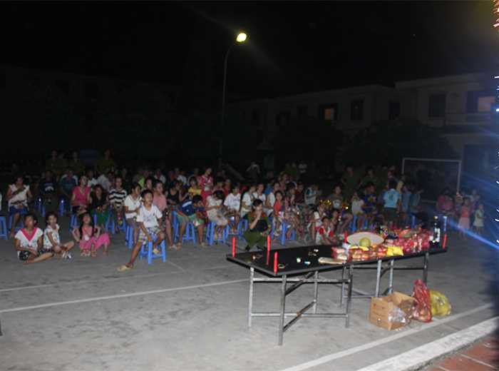 Sinh viên Cảnh sát mang Trung thu đến với trẻ em thiệt thòi