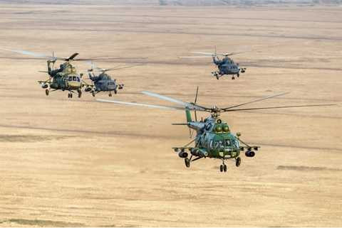 Các trực thăng tham gia tập trận