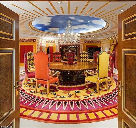 Phòng họp mặt cao cấp dành cho các cuộc họp quan trọng 