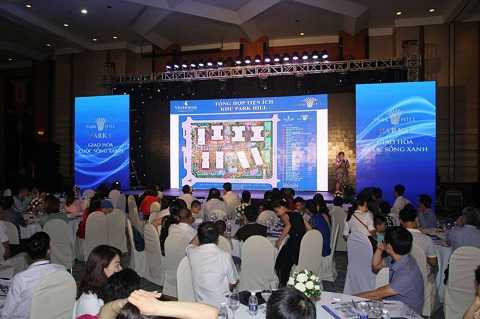 Park 1 thu hút khách hàng nhờ uy tín chủ đầu tư, vị trí đắc địa và đặc biệt mang lại không gian xanh đậm chất resort. Park 1 thu hút khách hàng nhờ uy tín chủ đầu tư, vị trí đắc địa và đặc biệt mang lại không gian xanh đậm chất resort.