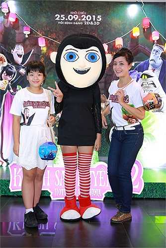 Nhiều nghệ sỹ như Chiều Xuân, Thúy Hằng, Thanh Thúy đều đưa nhóc tì dễ thương đi gặp đại gia đình ma cà rồng dễ thương trong phim.