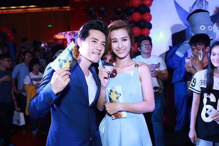 Trong lần tái hợp này, chúng ta còn được gặp thêm một nhân vật mới toanh là cậu nhóc Dennis – con lai giữa loài người và ma-cà-rồng. Cậu bé dễ thương với mái tóc màu cam bông xù này đã chiếm trọn cảm tình của khán giả. 