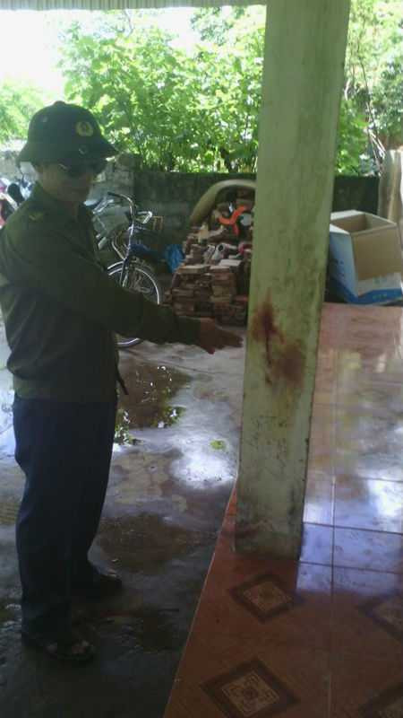 Hiện trường xảy ra vụ việc nằm trong khuôn viên Trạm Y tế xã Nghĩa Sơn. 