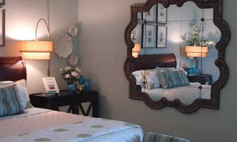 Treo gương trong phòng ngủ về lâu dài sẽ không tốt cho sức khỏe và tình cảm vợ chồng