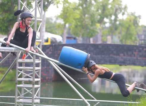 Không ít khán giả nghi ngờ về sự thiên vị của chương trình đối với đội Nâu.