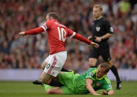 Sự phối hợp giữa Rooney và Martial chưa thật sự tốt