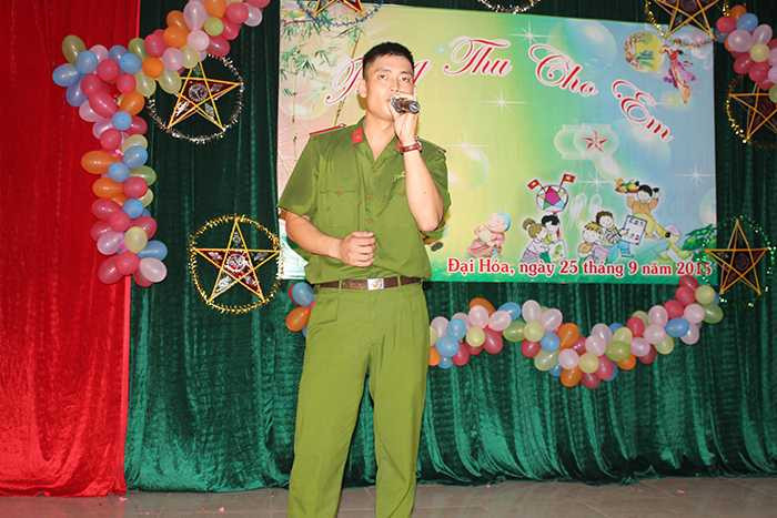 Hội đồng hương Bắc Giang, học viện Cảnh sát mang trung thu đến với trẻ em