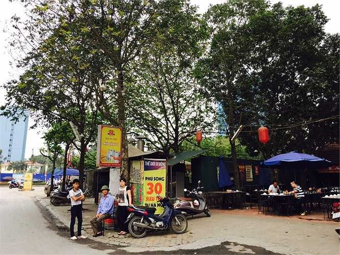 Dự án có diện tích gần 6.000m2. Dự án ban đầu được quy hoạch để xây 'thí điểm xây dựng nhà ở cho thuê' cao 7- 8 tầng. Tuy nhiên, nay dự án đã chuyển thành 'xây dựng công trình hỗn hợp Tổ hợp Dịch vụ thương mại văn phòng và nhà ở' cao 25 tầng. 