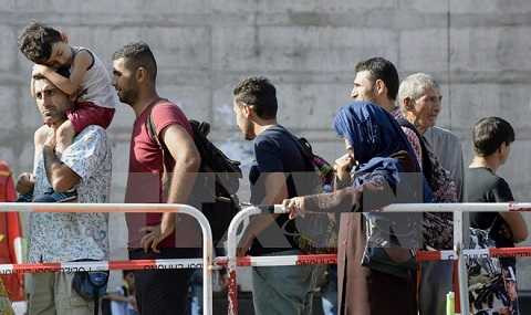 Người di cư tại nhà ga ở Munich, miền nam nước Đức