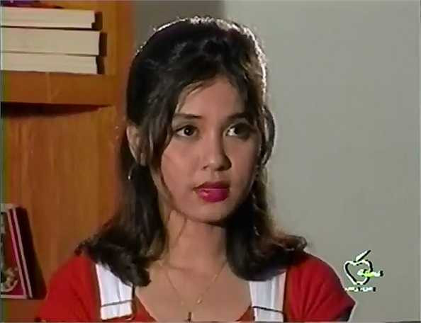 Cùng điểm lại những bức ảnh gắn liền với những cột mốc, sự kiện đáng nhớ trong cuộc đời diễn viên – đạo diễn Việt Trinh từ lúc mới chập chững bước vào nghề cho đến hôm nay: