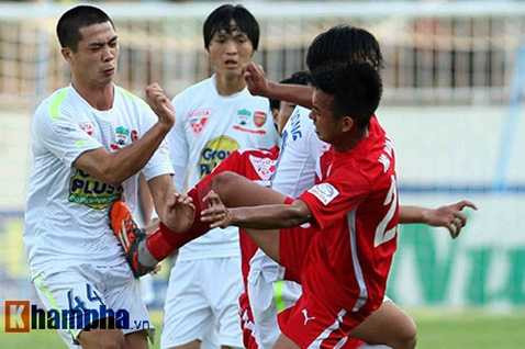 Công Phượng sang Nhật sau khi không thể hiện được tài năng ở V-League