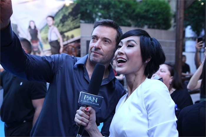 Anh còn tiết lộ thêm rằng khán giả Việt Nam sẽ rất bất ngờ bởi Pan và vùng đất Neverland có tới 2 phân đoạn được quay tại Hang Én (Quảng Bình). 