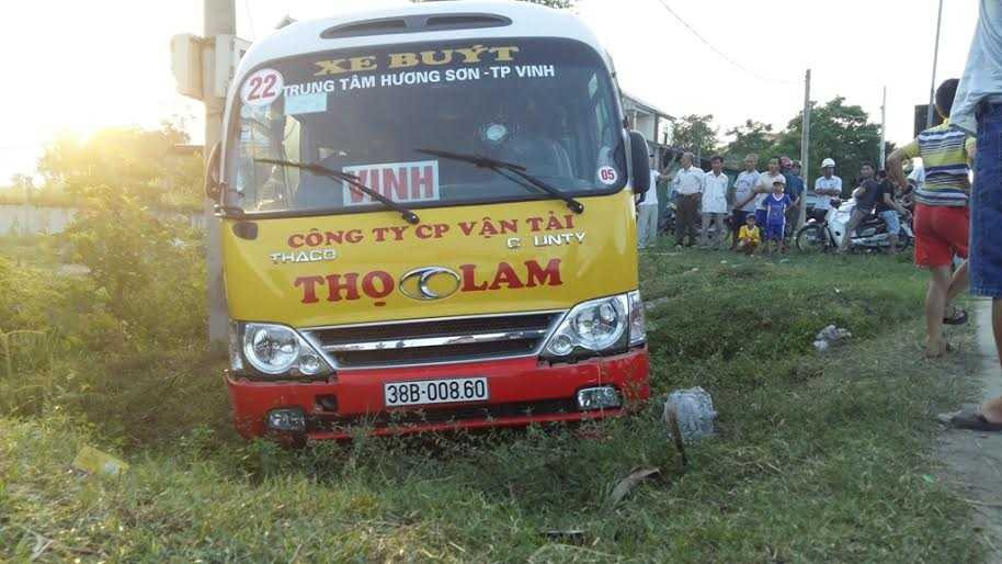 Hiện trường vụ cướp xe buýt, đâm loạn xạ trên QL1A.