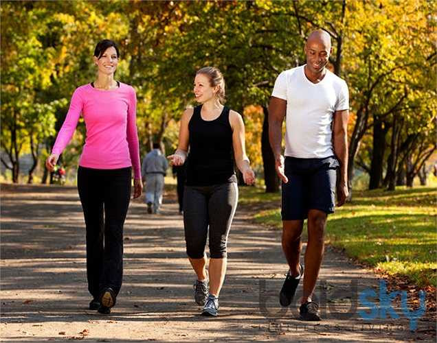 7. Lối sống ít vận động có thể ảnh hưởng đến hệ thống tuần hoàn của bạn. Các hoạt động đơn giản như đi bộ cũng có thể tăng cường tuần hoàn máu. Nhân Hòa (theo Boldsky) 