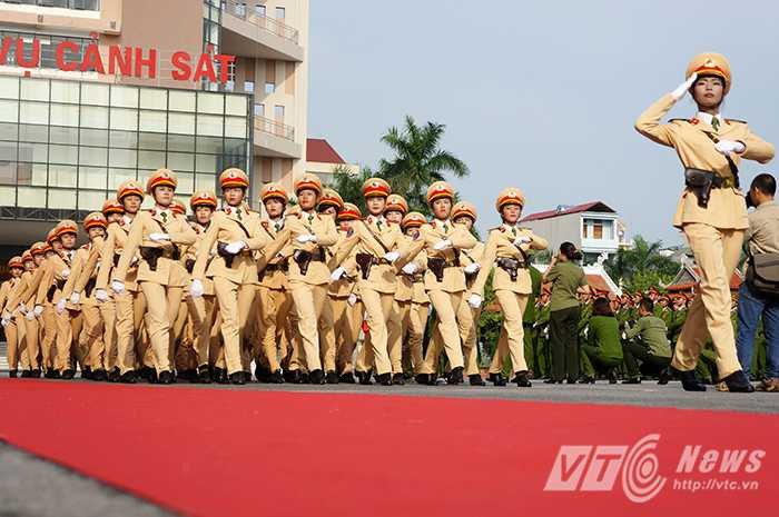 Mãn nhãn màn diễu binh của sinh viên cảnh sát trong lễ khai giảng