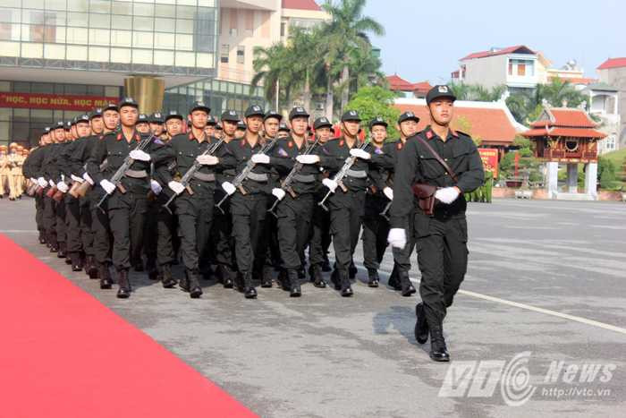 Mãn nhãn màn diễu binh của sinh viên cảnh sát trong lễ khai giảng