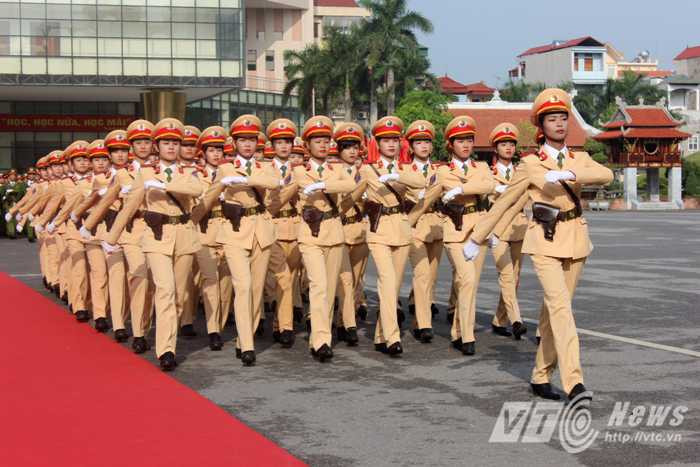 Mãn nhãn màn diễu binh của sinh viên cảnh sát trong lễ khai giảng